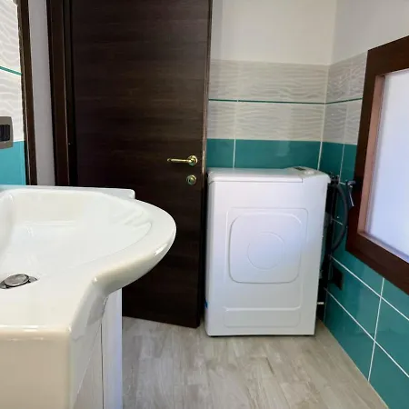 Host4u - Nuovo Con Ingresso Indipendente E Parcheggio Privato - Catocce 아파트 임페리아