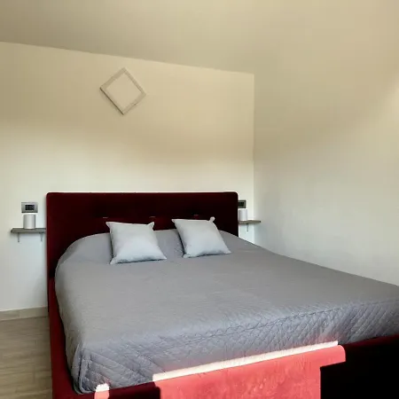 Host4u - Nuovo Con Ingresso Indipendente E Parcheggio Privato- Catocce * 因佩里亚