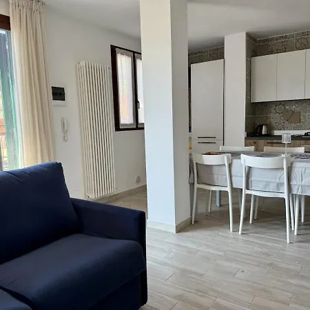 Host4u - Nuovo Con Ingresso Indipendente E Parcheggio Privato - Catocce 아파트 임페리아