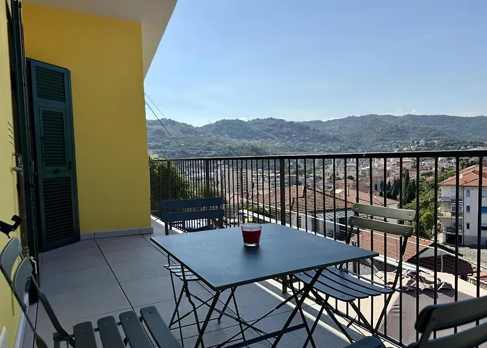 Host4u - Nuovo Con Ingresso Indipendente E Parcheggio Privato - Catocce Apartamento Imperia