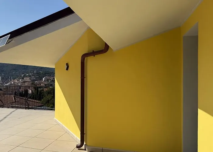 Apartamento Host4u - Nuovo Con Ingresso Indipendente E Parcheggio Privato - Catocce