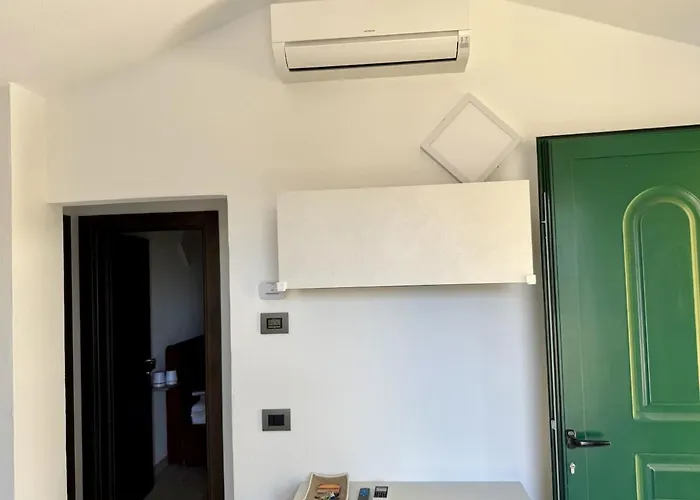 Host4u - Nuovo Con Ingresso Indipendente E Parcheggio Privato - Catocce